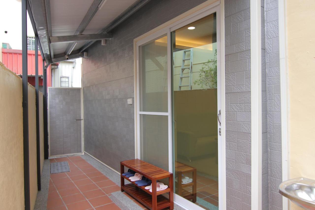 Vanilla Residence No 2 Tainan Bagian luar foto